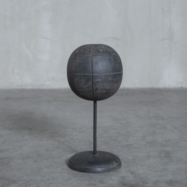 Escultura la Esfera