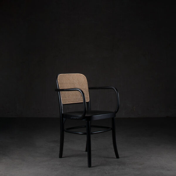 Silla Oporto Negra con Brazos