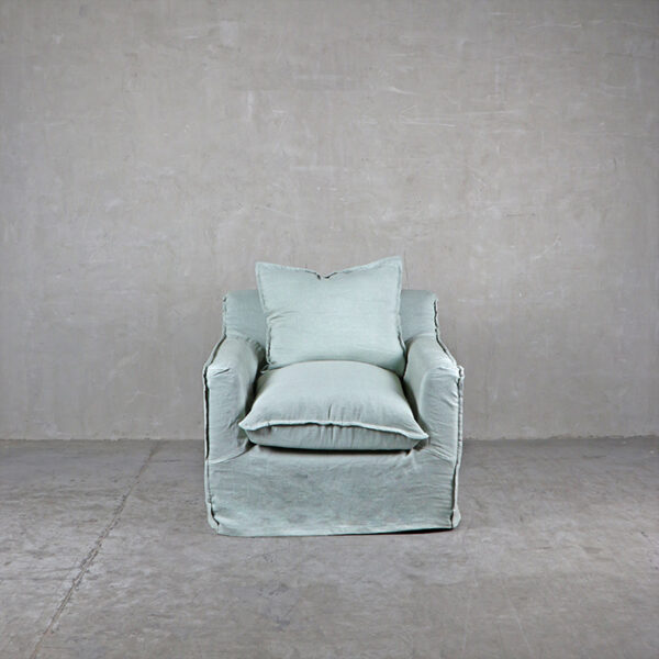 Sillón Concilio + Pouf Niebla 90 x 50
