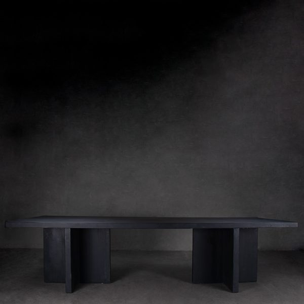 Mesa La Exhalación negra