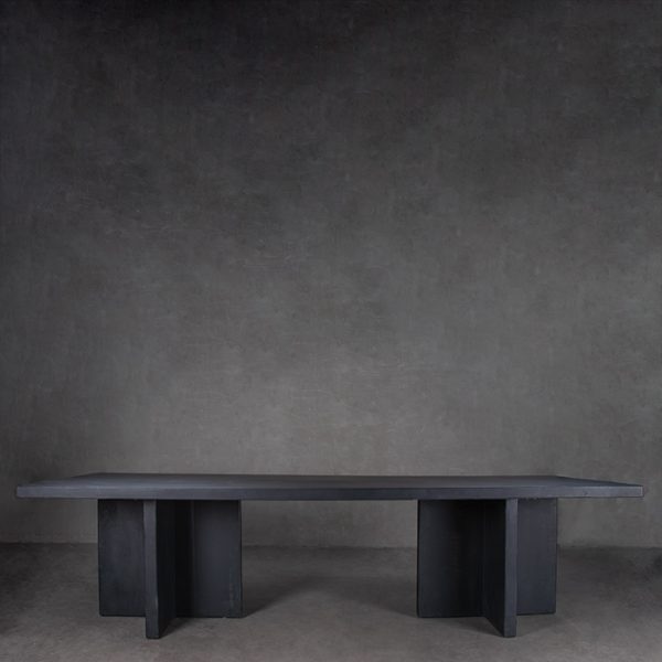 Mesa La Exhalación negra