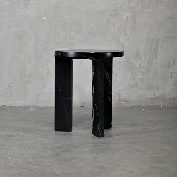 Mesa el Flagelo Negra