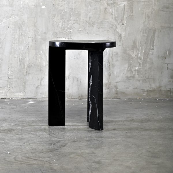 Mesa el Flagelo Negra