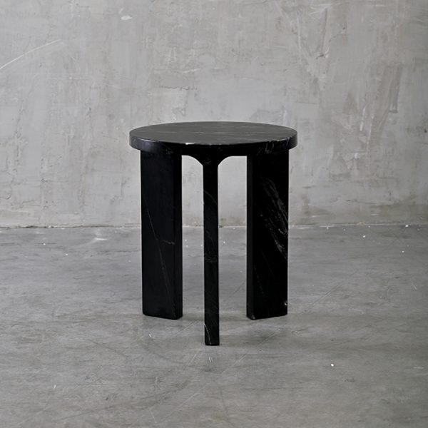 Mesa el Flagelo Negra