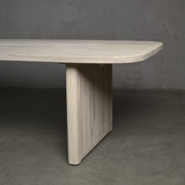 Mesa Comedor El Pensamiento Gris