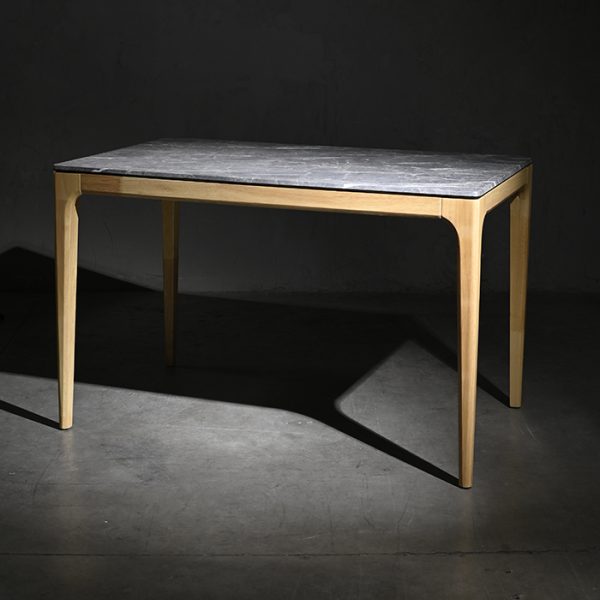 Mesa La Tecnología Gris