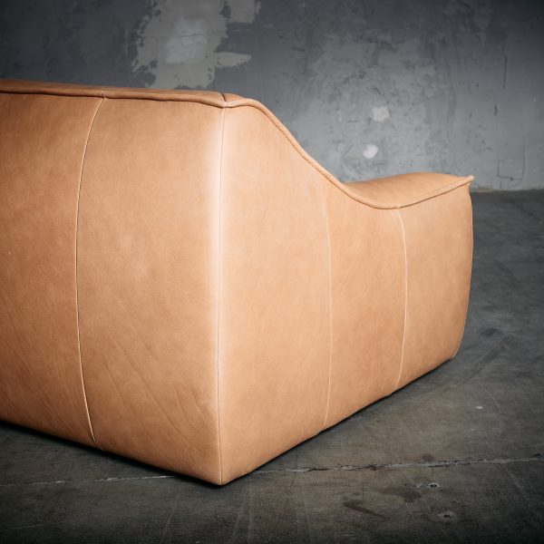 Sofá Gerona camel 240