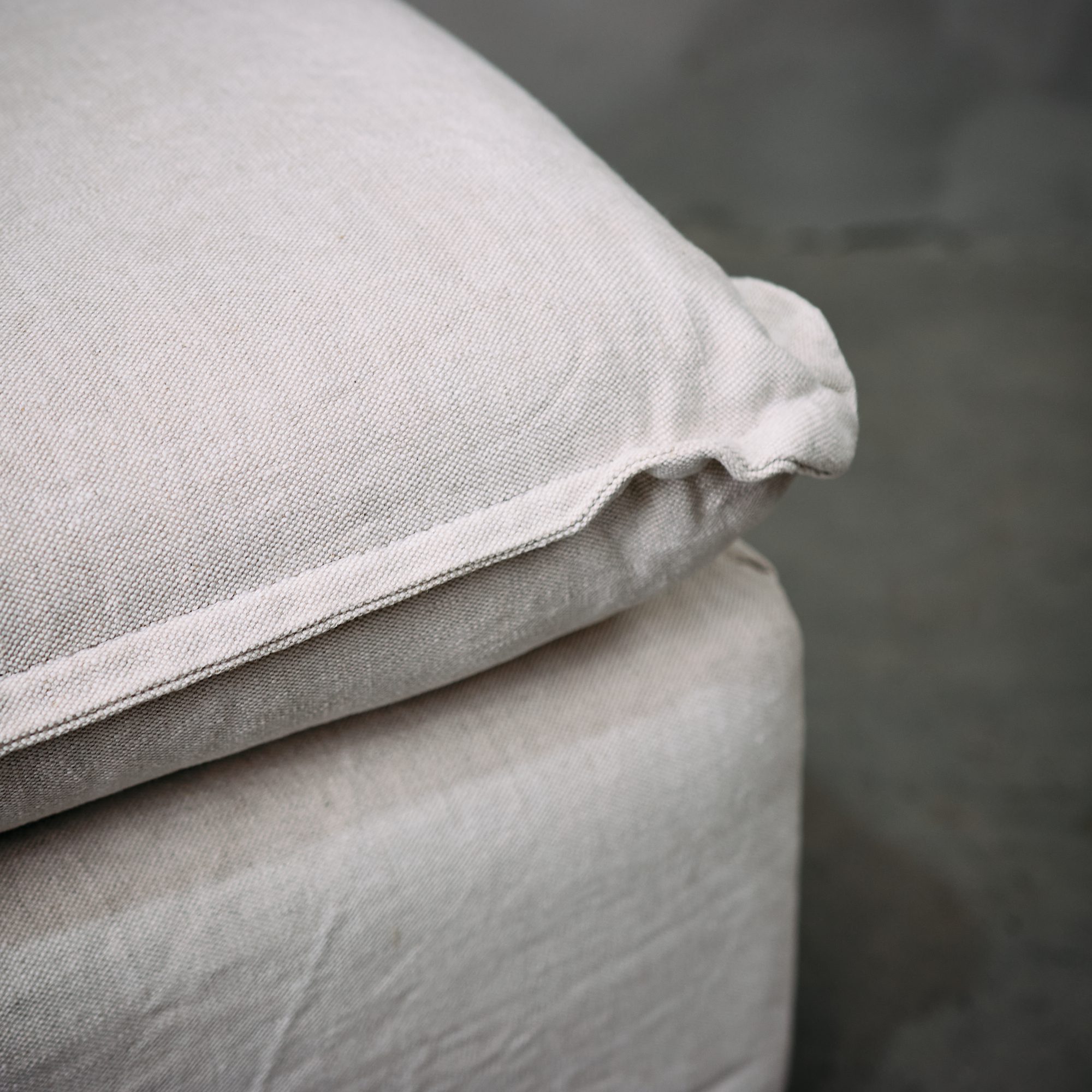 Pouf Trinidad 70 x 45 Hueso